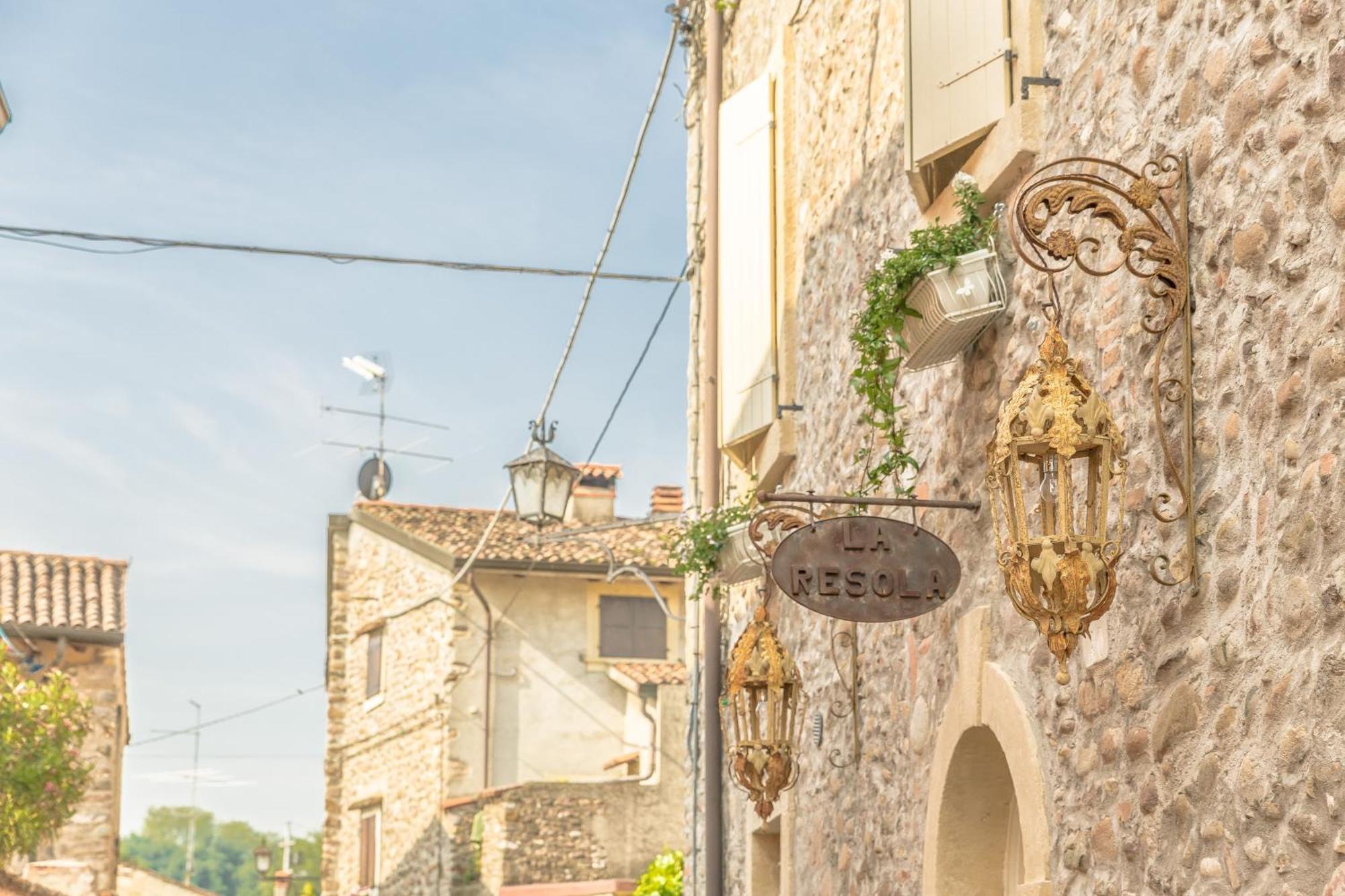 Maison Resola - Rooms & Breakfast Valeggio sul Mincio Exterior photo