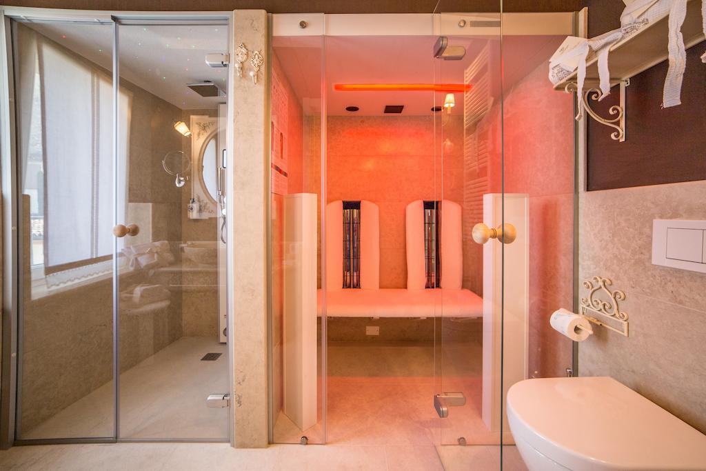Maison Resola - Rooms & Breakfast Valeggio sul Mincio Room photo